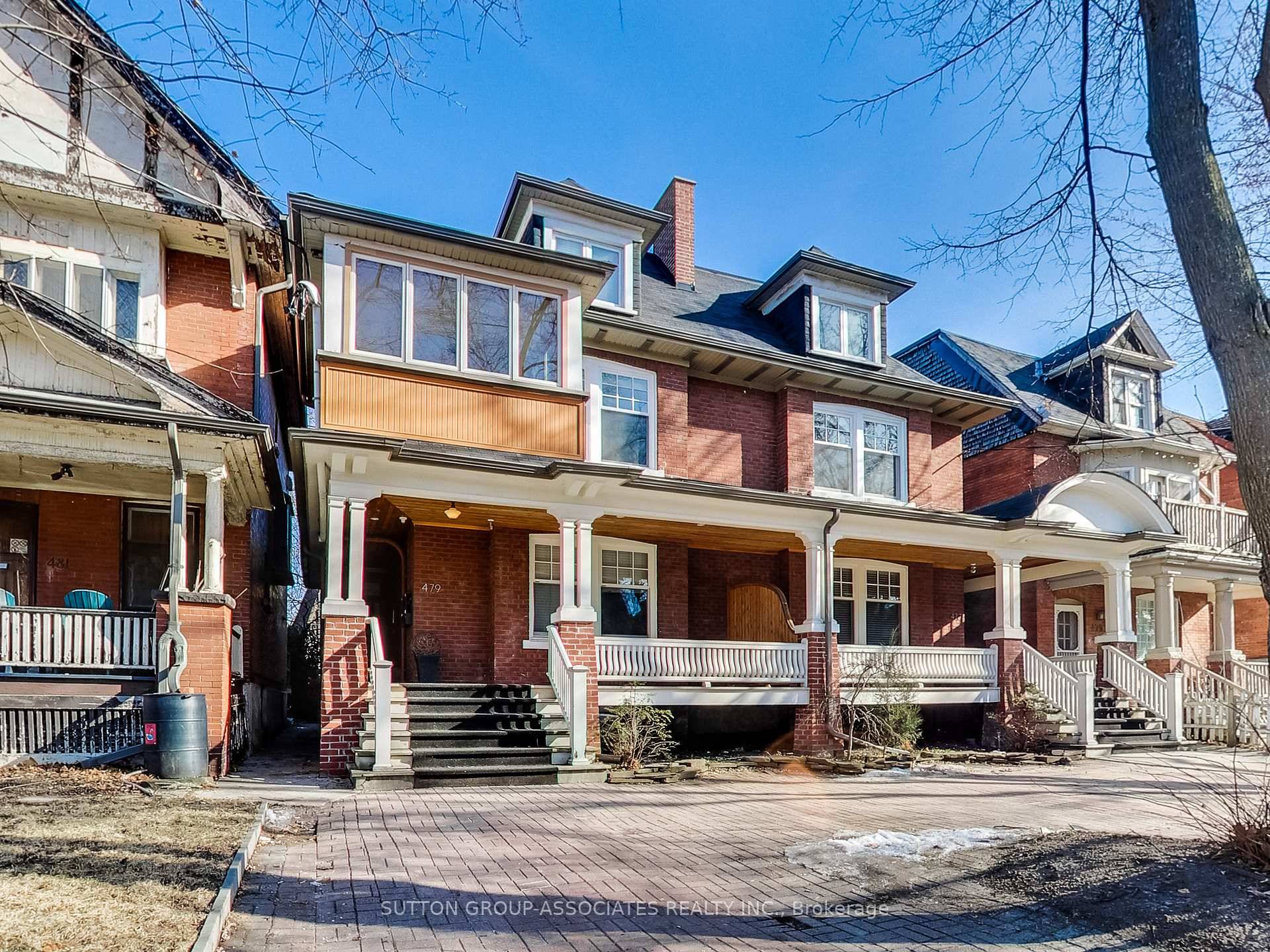 Prime Annex Location ! Rare lower unit with front and back door entry.