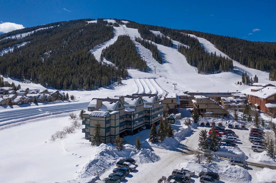 Own 3 Deeded Weeks every year in the Copper Mountain Resort !