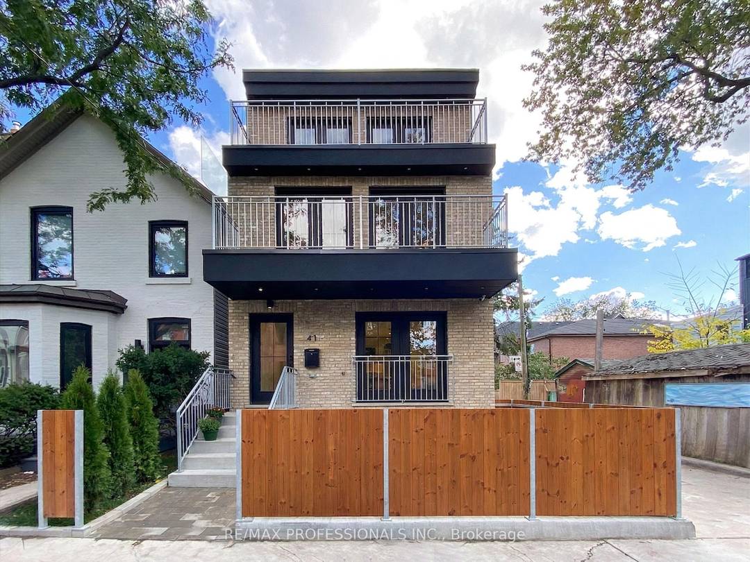 A rare opportunity to own a newer construction built in 2020 detached triplex in one of Toronto's most vibrant and sought after neighbourhoods, just steps to the Ossington Strip, Dundas ...