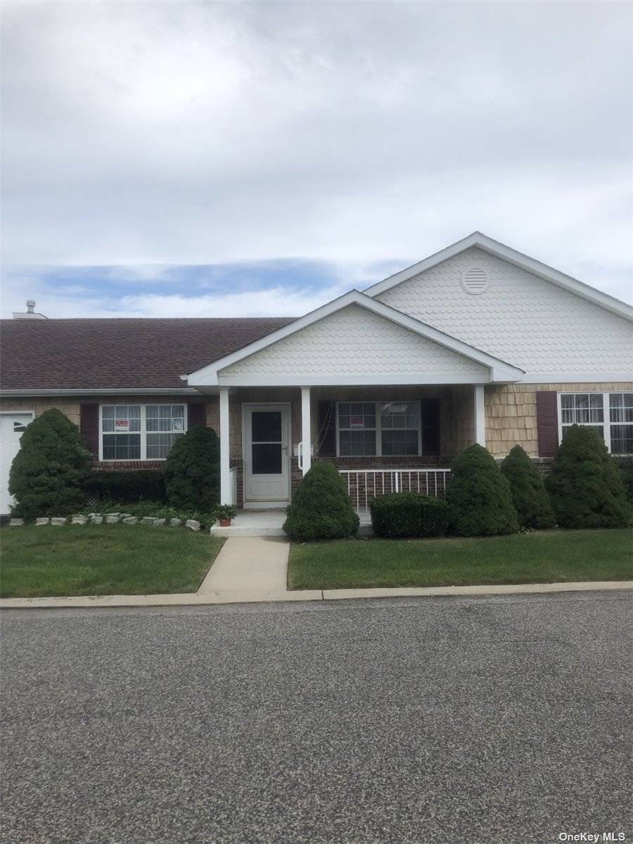 Ranch 2 Br, 2 Full Bath Bentley Model Condo in Windmill Gate.