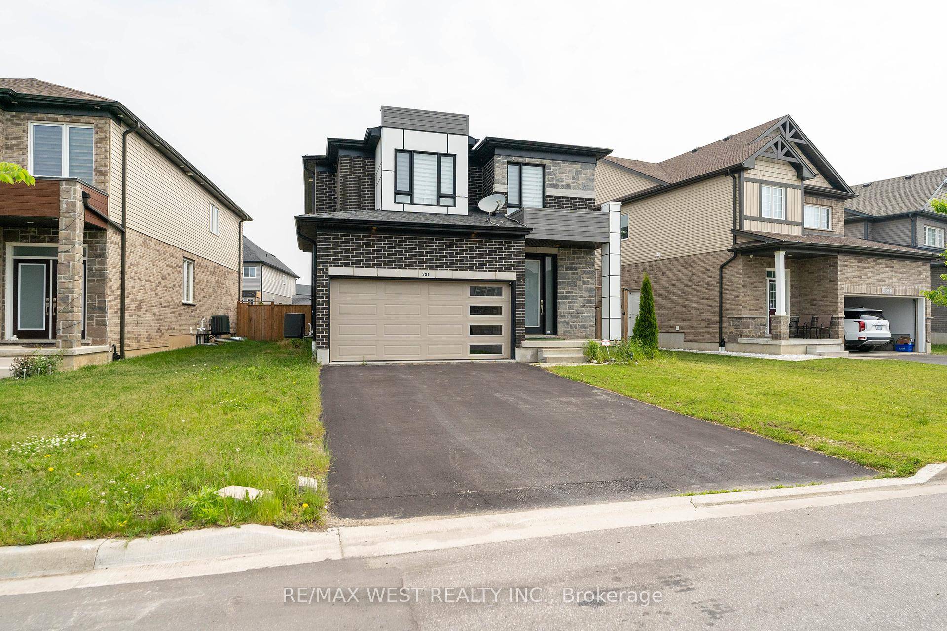 Located in one of Cambridges most sought after communities, this detached 4 bedroom, 3 bathroom home offers comfort and flexibility for growing families.