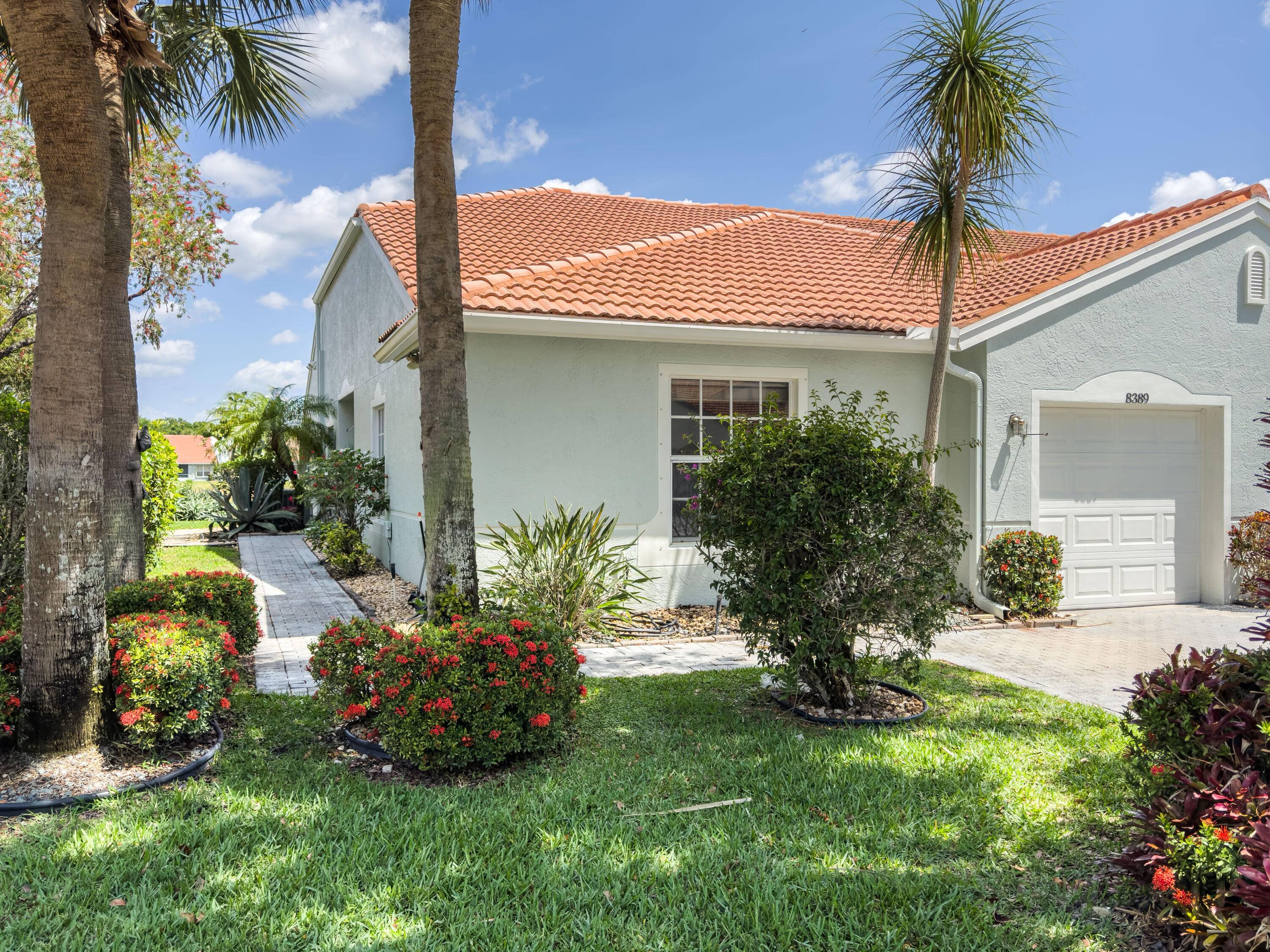 Welcome to this gorgeous, fully renovated 3 bedroom single story townhome in Venetian Isles.
