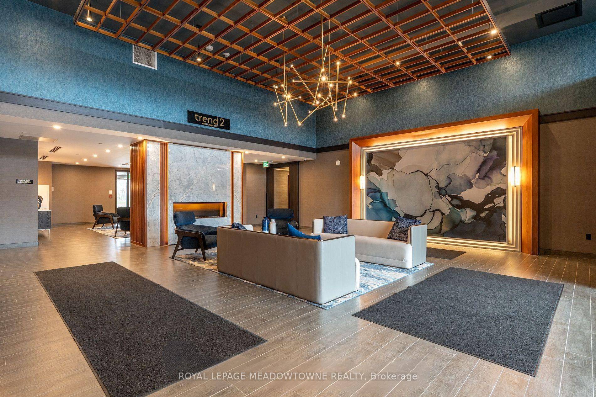 Beautiful condo, 764 sqft with 1 bedroom, 1 large Den, 1.