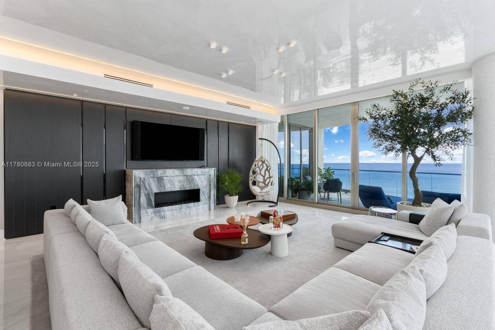 At The Estates at Acqualina, life extends beyond your residence.