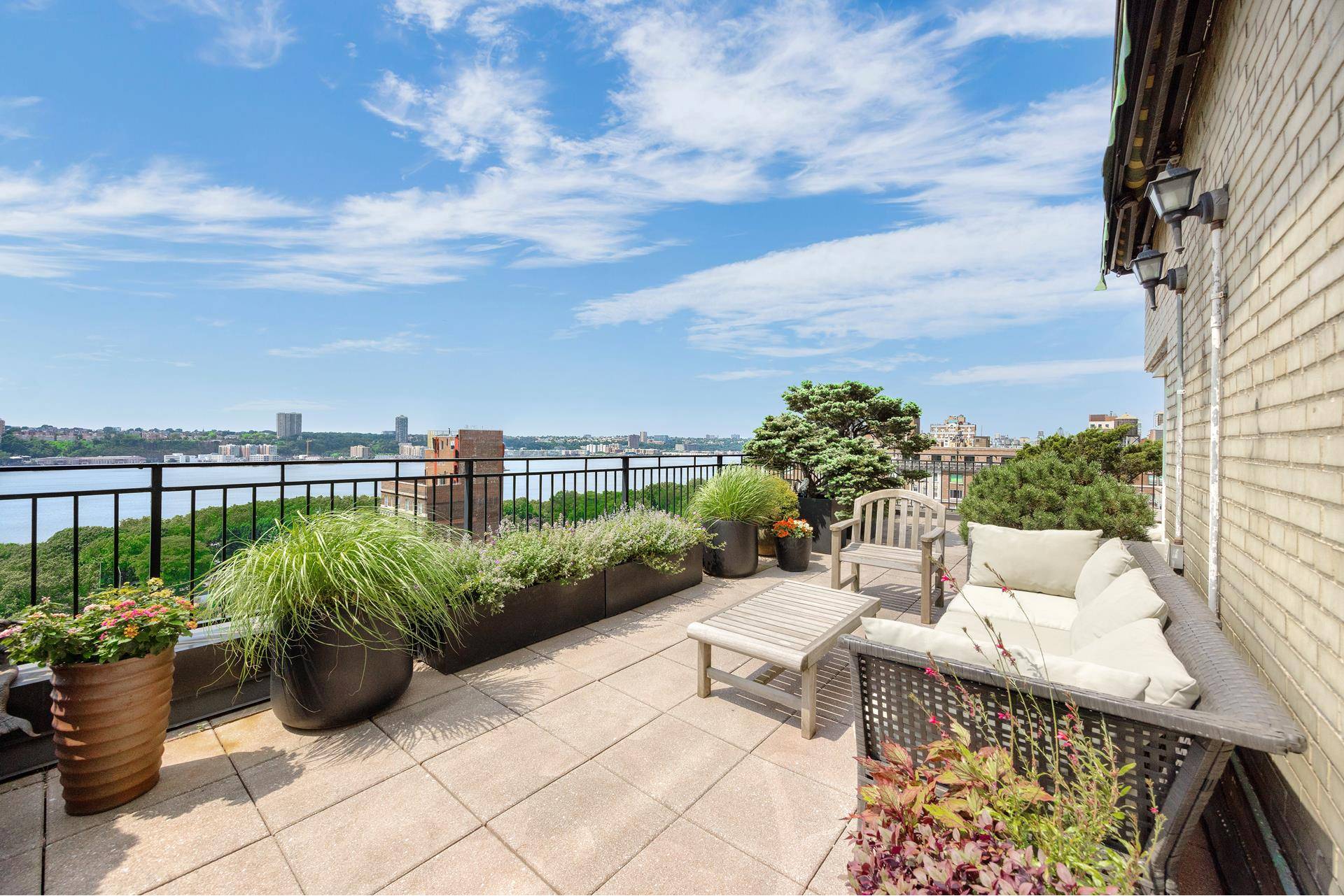 OPEN HOUSES BY APPOINTMENT ONLY VIEW VIDEO FOR MORE INFORMATION With its jaw dropping terrace, sweeping views of the river, and open city vistas, this is the urban oasis you ...