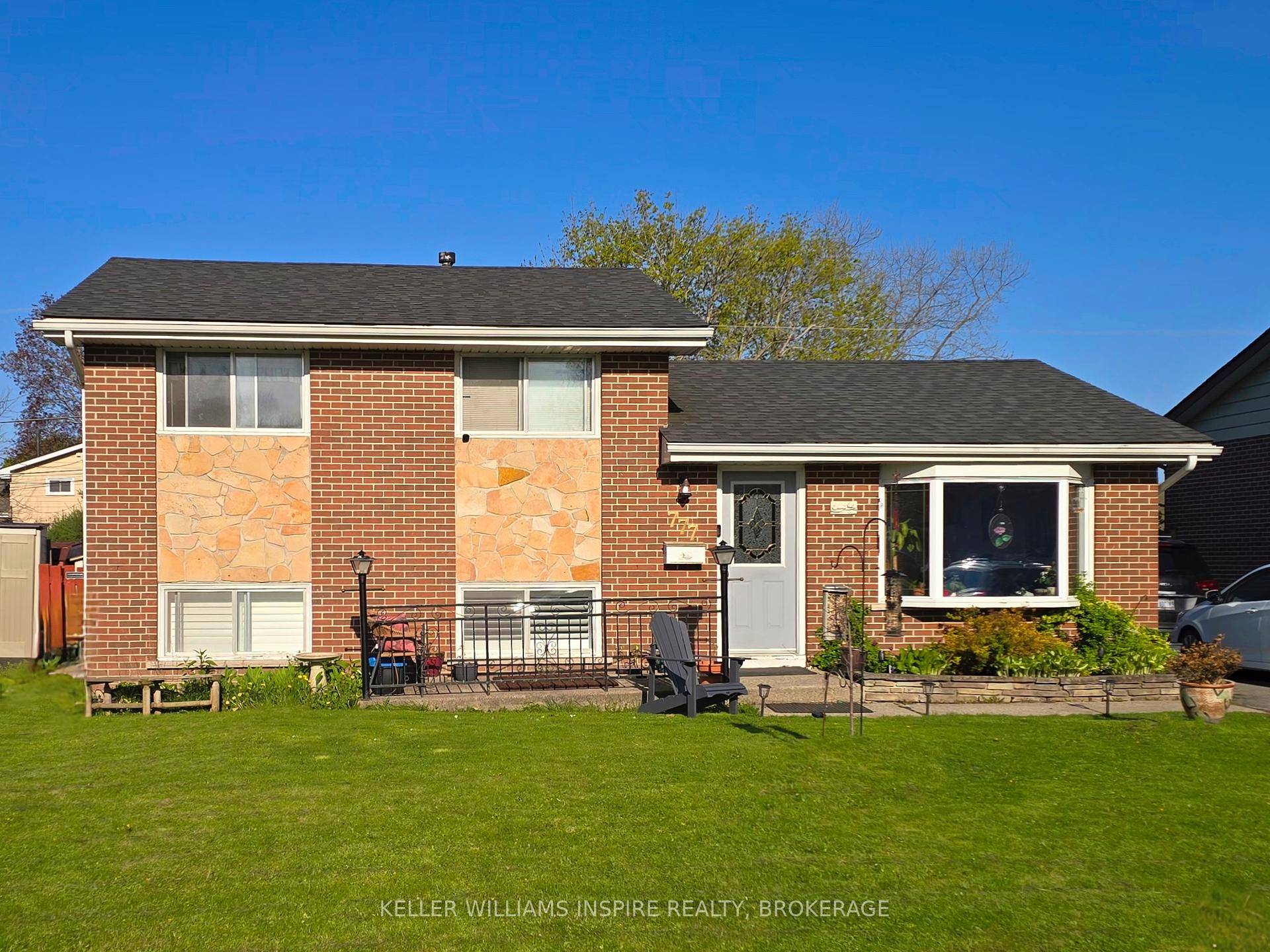 Nestled in the highly sought after Lawrence Park neighborhood of Kingston, this charming 3 bedroom, 1 bath home offers an ideal combination of comfort, functionality, and prime location.