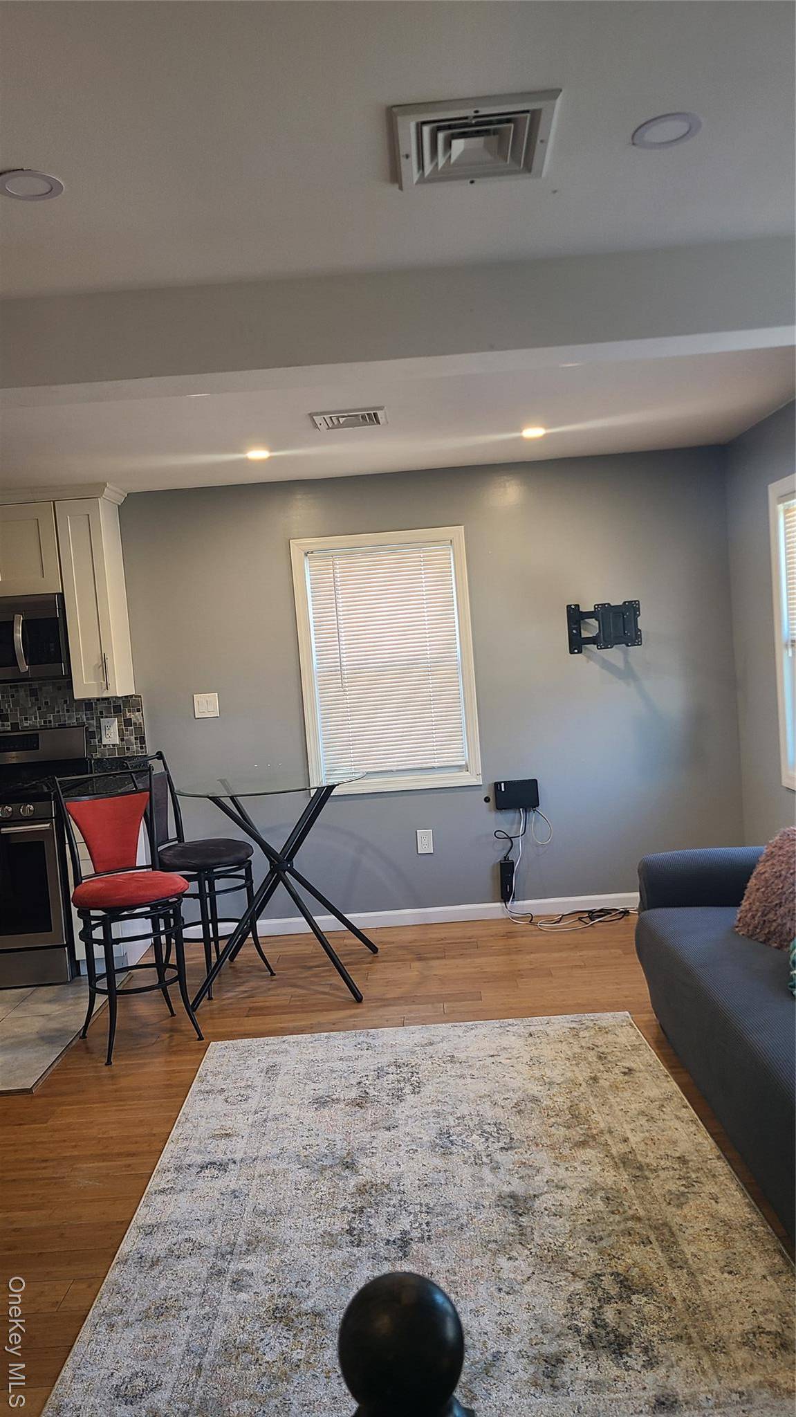 Experience the comfort and conviience in this fully renovated 3 bedroom 1 bath homelocated in a peaceful, private residential area of Queens.