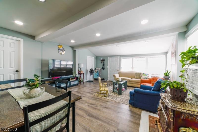 Move right into this beautifully updated and renovated 3 bedroom, 2 full bath home, ideally located just steps from Budd Lake the largest natural freshwater lake in New Jersey.