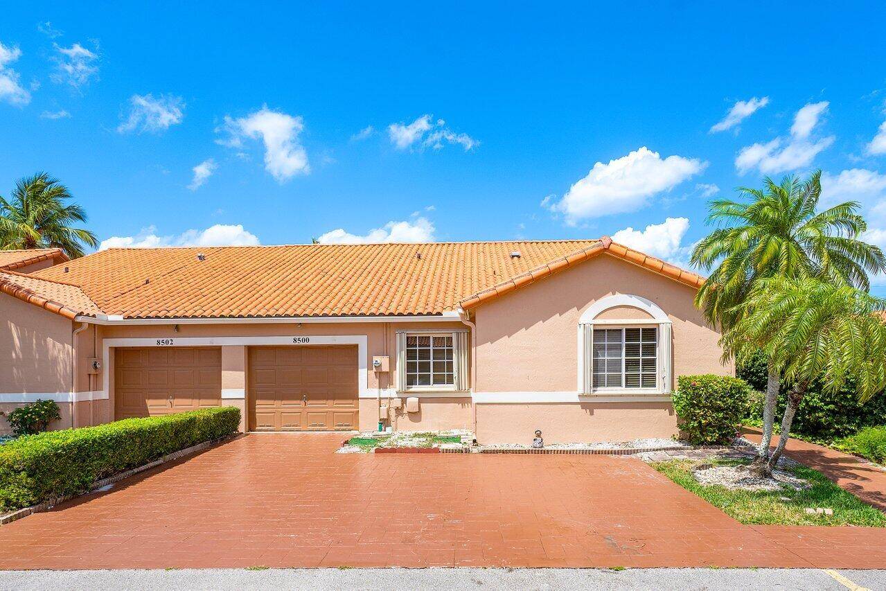 Prime location condo with great reserves, no assessments, and a low HOA.