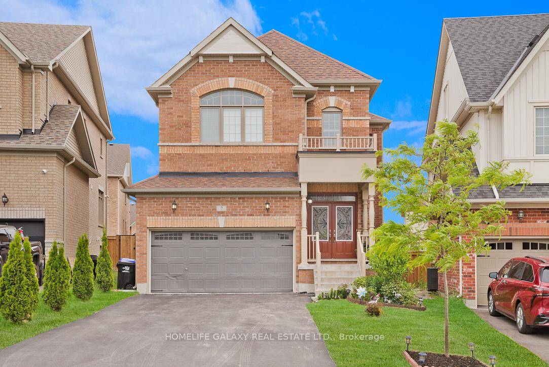 Welcome to this stunning 4 bedroom, 2.