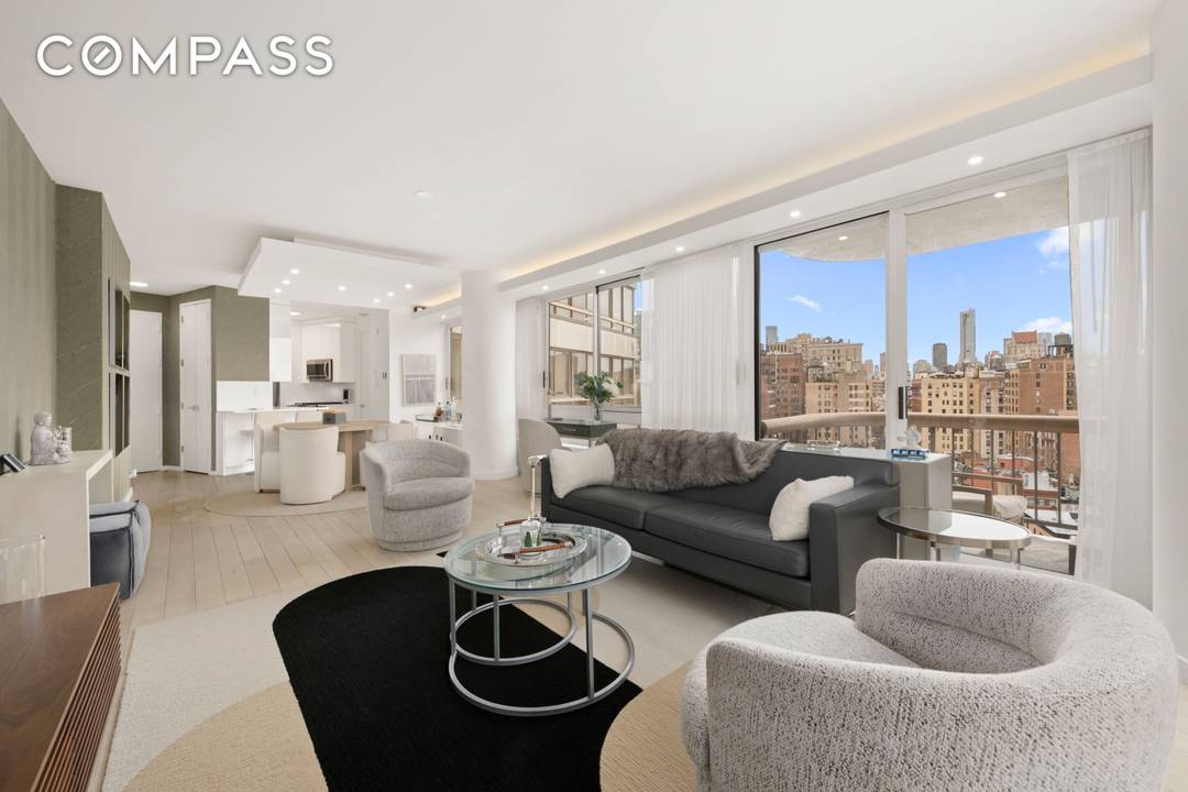 Welcome to this beautifully renovated mint condition 1 bedroom, 1.