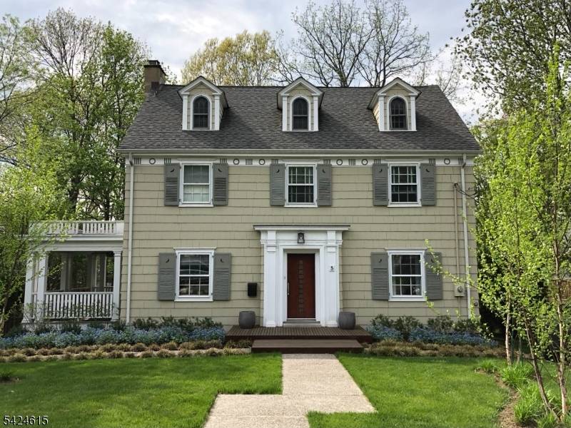 Interior pictures uploaded Thursday Step into refined elegance with this beautifully maintained Center hall colonial.