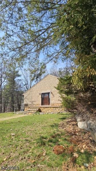 DISCOVER YOUR OWN PRIVATE OASIS !