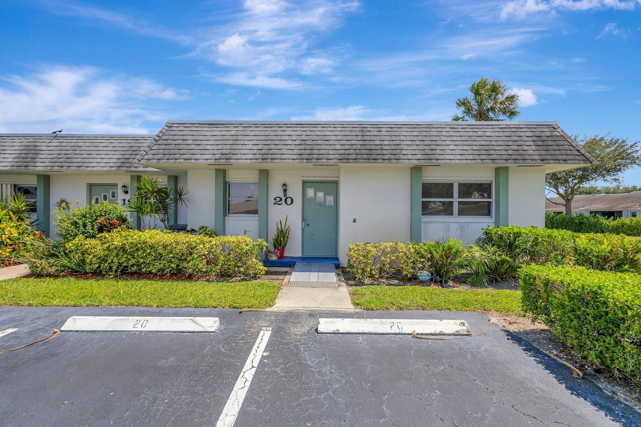 Discover this charming 2 bedroom, 2 bath corner villa in the desirable 55 Gately Townhomes community.