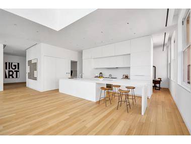 Immediate Occupancy. The Cast Iron House presents an unparalleled opportunity to own a piece of Tribeca history.