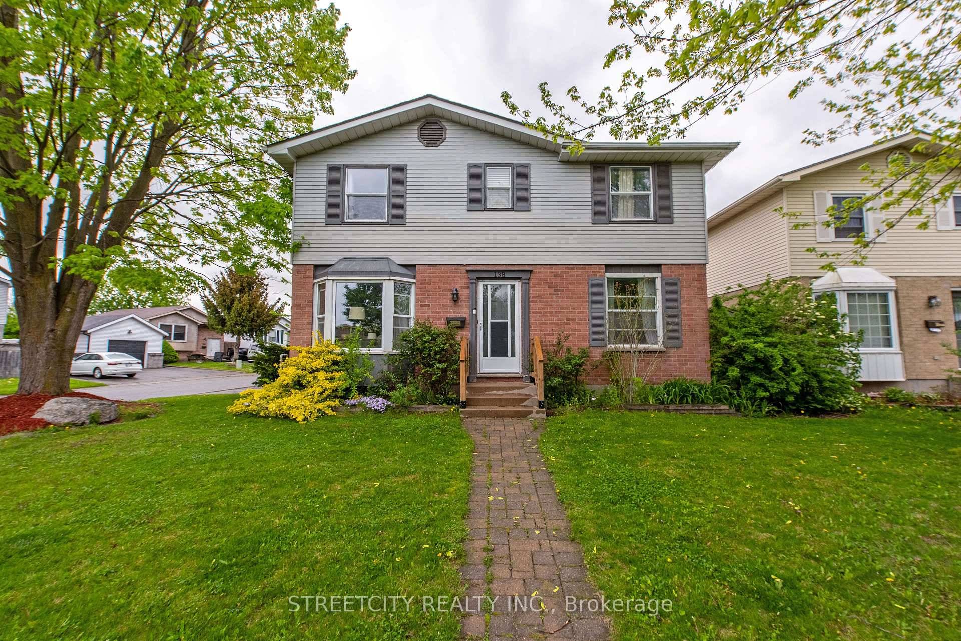 Welcome to 138 Carlyle Drive, a charming 2 storey home situated on a desirable corner lot inEast Londons family friendly neighborhood.