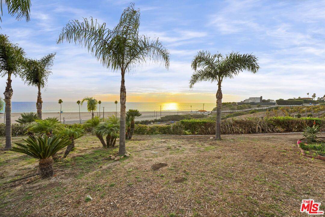 29637   Pacific Coast Hwy 4BR Malibu La