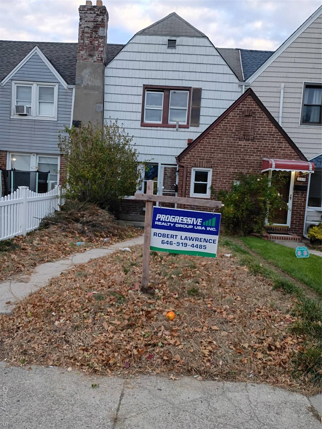 , Additional information Appearance average, Green Features Insulated Doors MOVE IN READY LITTLE HANDY WORK PRICE NEGOTIABLE.