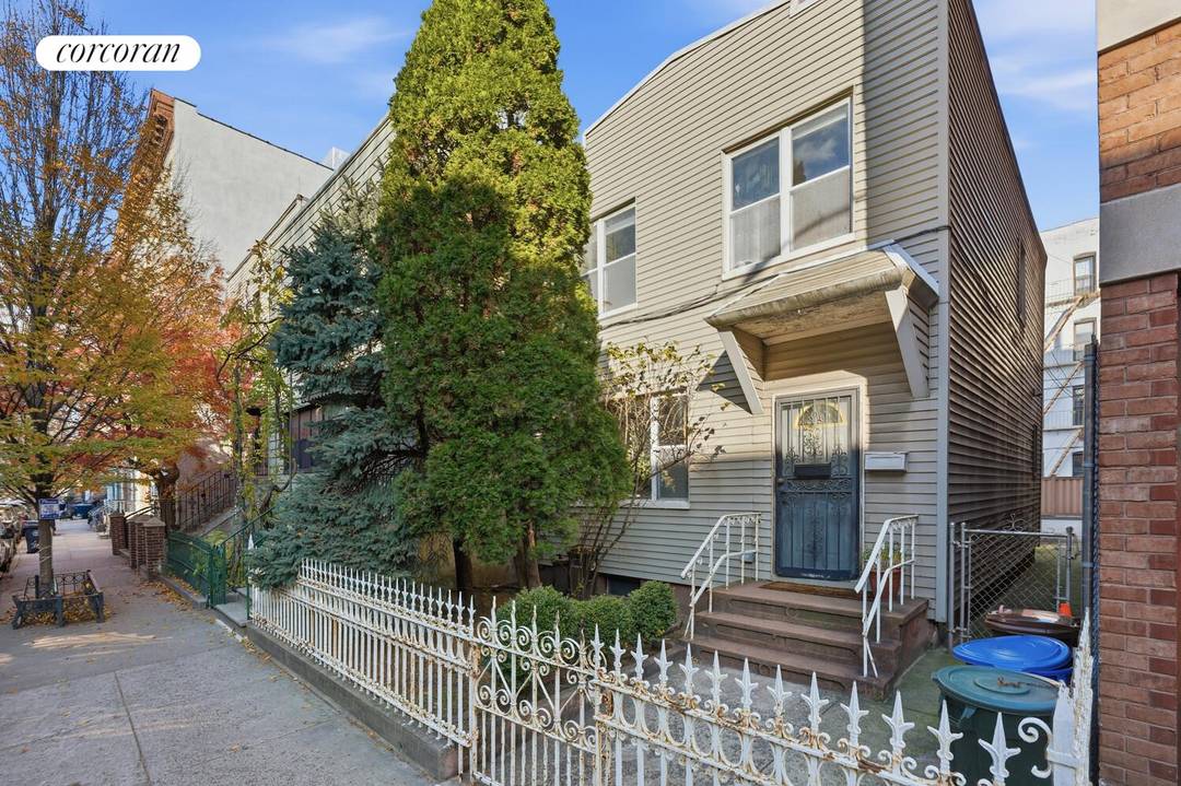 30 Newel Street Prime Greenpoint Single Family with Development Potential Introducing an increasingly rare opportunity on one of Greenpoint's most peaceful, tree lined residential blocks 30 Newel Street, a 4 ...