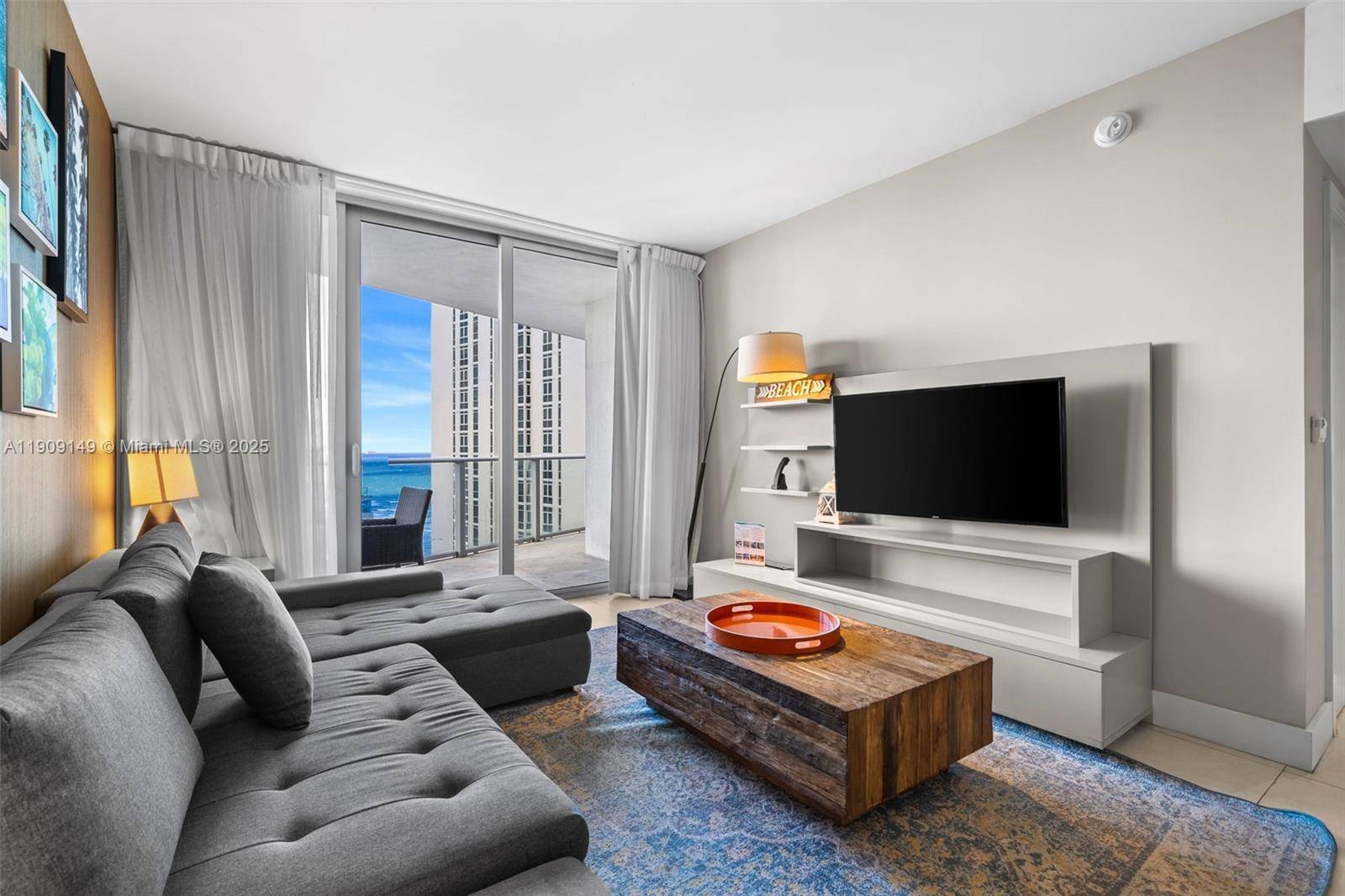 Stunning spacious fully furnished 2 bedroom 2 bathroom unit at Hyde Residences with beautiful ocean views.