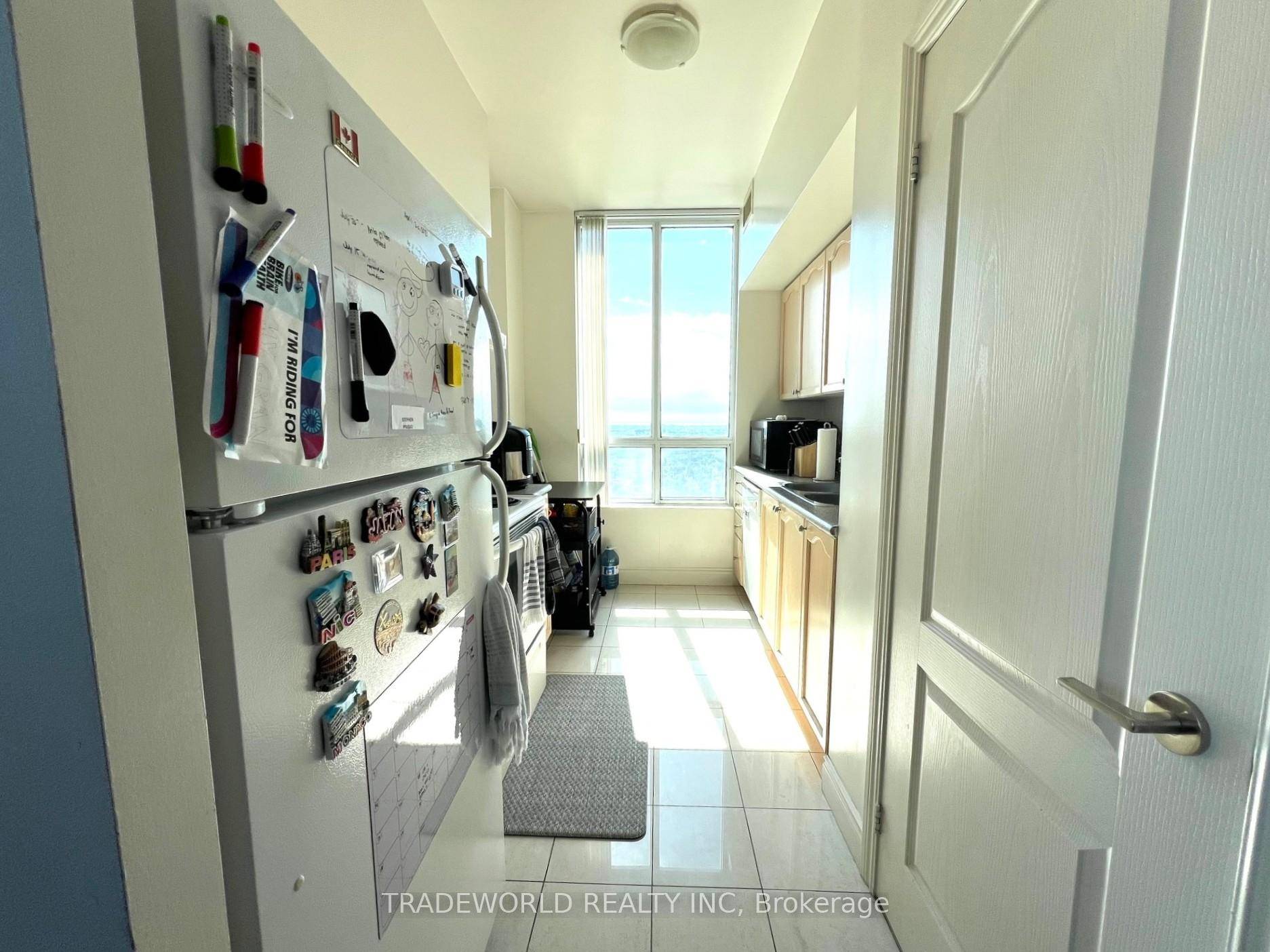 Luxury Monarch Built Condo Rare 37th High Floor PH High Ceiling Large One Bedroom Same Size As 1 Den Model Spacious Sunny Bright Unobstructed South East Corner Unit With Clear ...