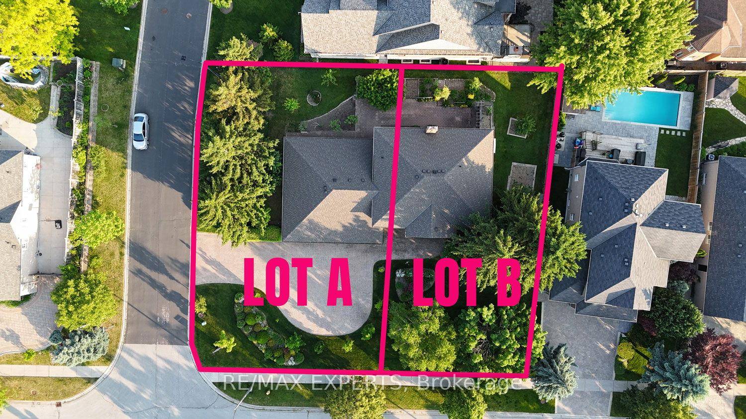 A Rare Find 2 Lots in Prestigious Weston Downs Neighbourhood !