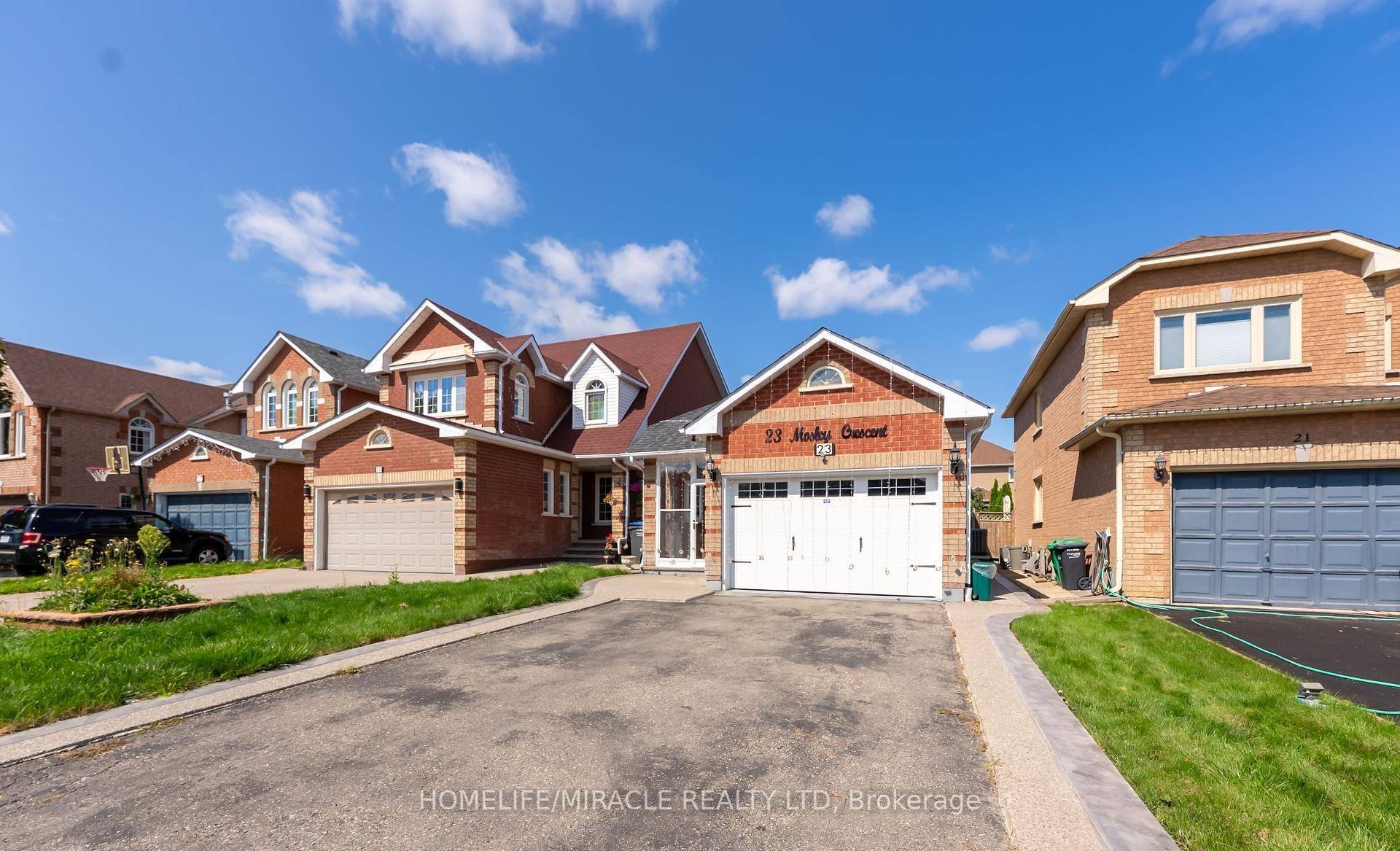 Brampton Beauty 4 Bedroom, 2 Washroom Home with Incredible Finished Basement Space !