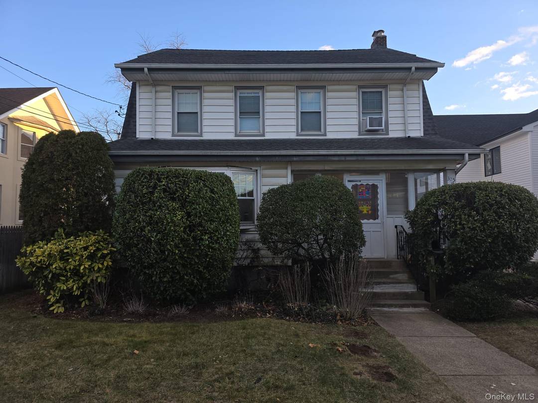 Classic 3 bedroom 2. 5 bath colonial on the border of Cedarhurst and N.