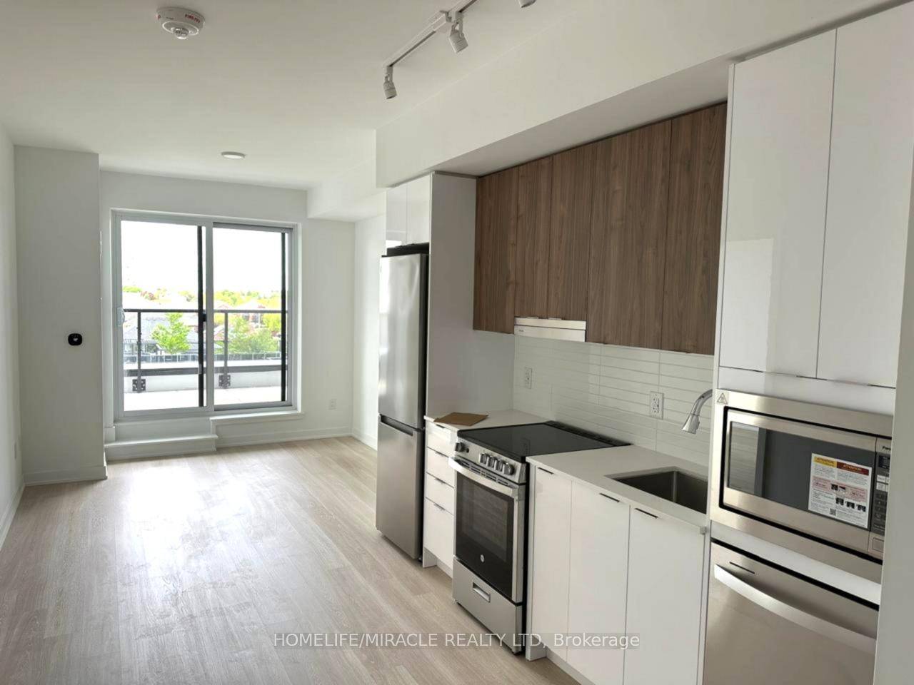 Experience Modern Living at the All New Canopy Towers !