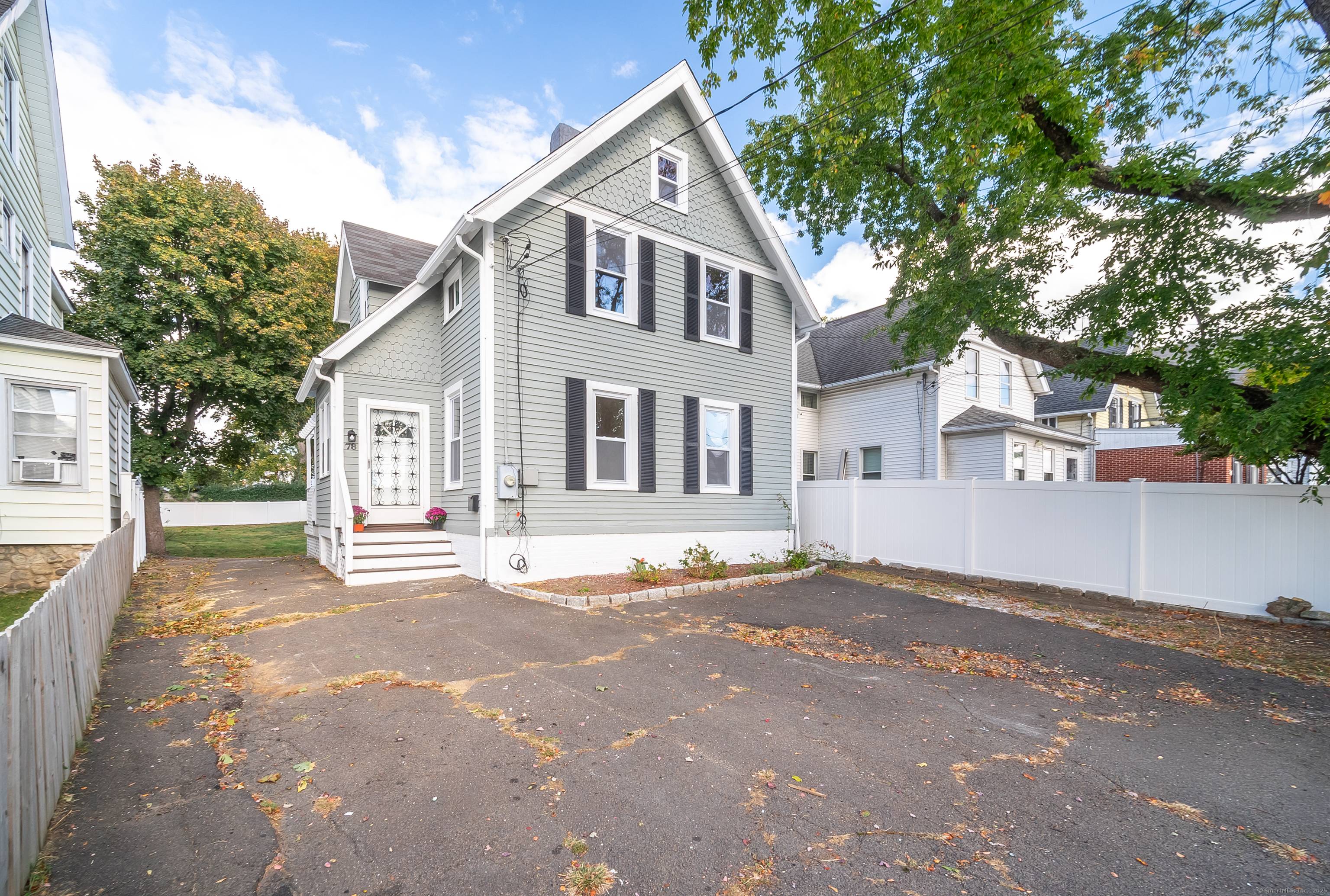 Welcome to Stamford ! Voted as one of the best places to live in Connecticut.