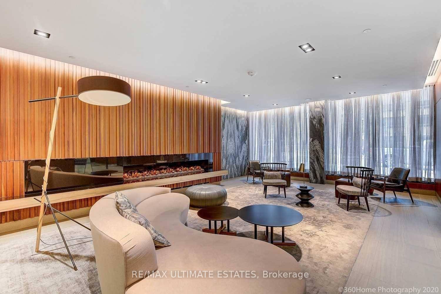 Located in the heart of Midtown Toronto at the coveted Yonge and Eglinton intersection, this studio unit is ideal for young professionals seeking a vibrant urban lifestyle.