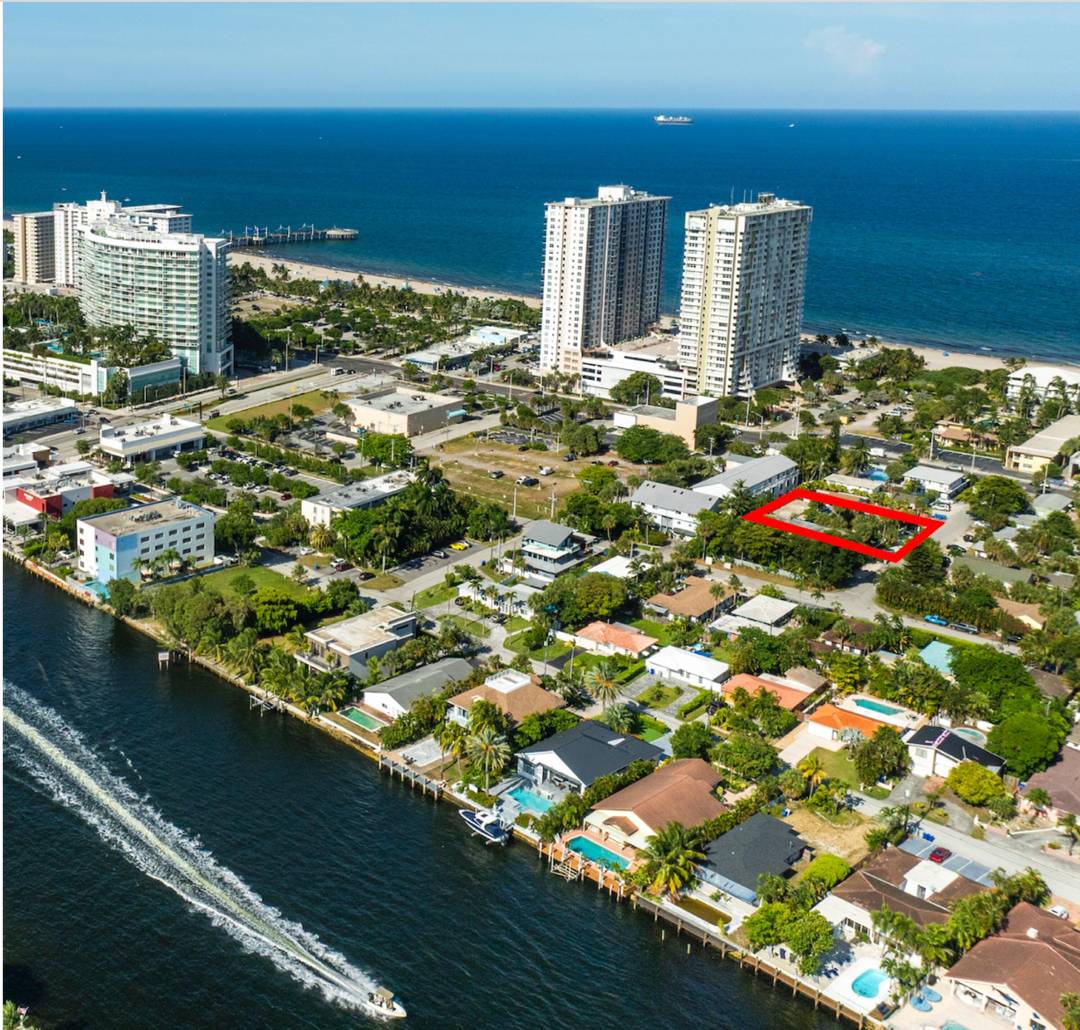 Unbelievable opportunity to purchase a property in the heart of the massive upscale transformation of Pompano Beach.