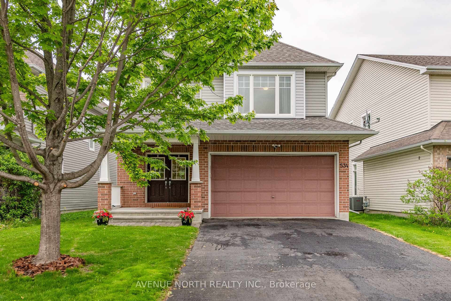 Introducing 534 Golden Sedge, a stunning detached 4 bedroom, 4 bathroom home in the heart of Findlay Creek, offering a finished basement and over 3, 400 square feet of beautifully ...