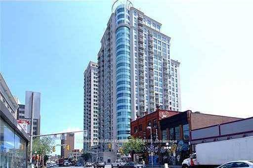 Now available for immediate occupancy, this luxurious 1 bedroom, 651 sq.