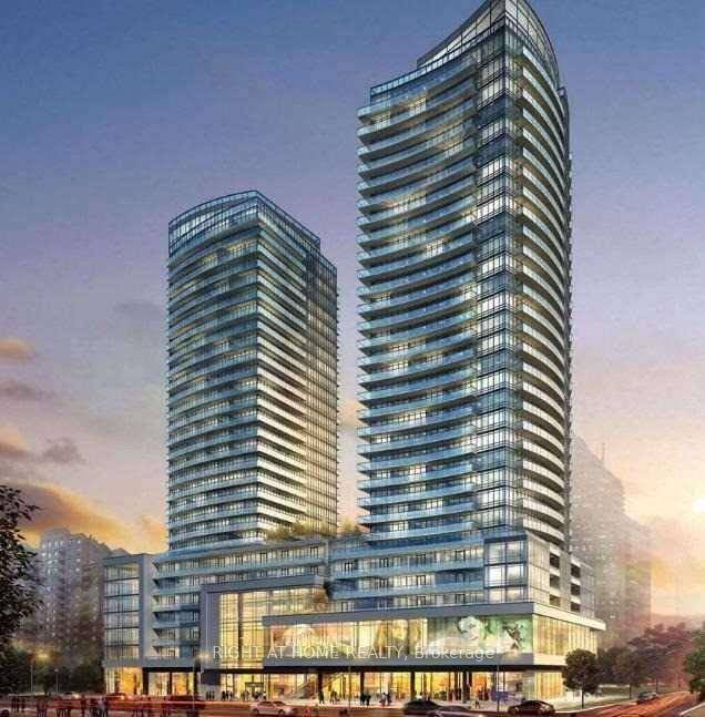 Luxury Condo In The Heart Of Yonge amp ; Eglinton.