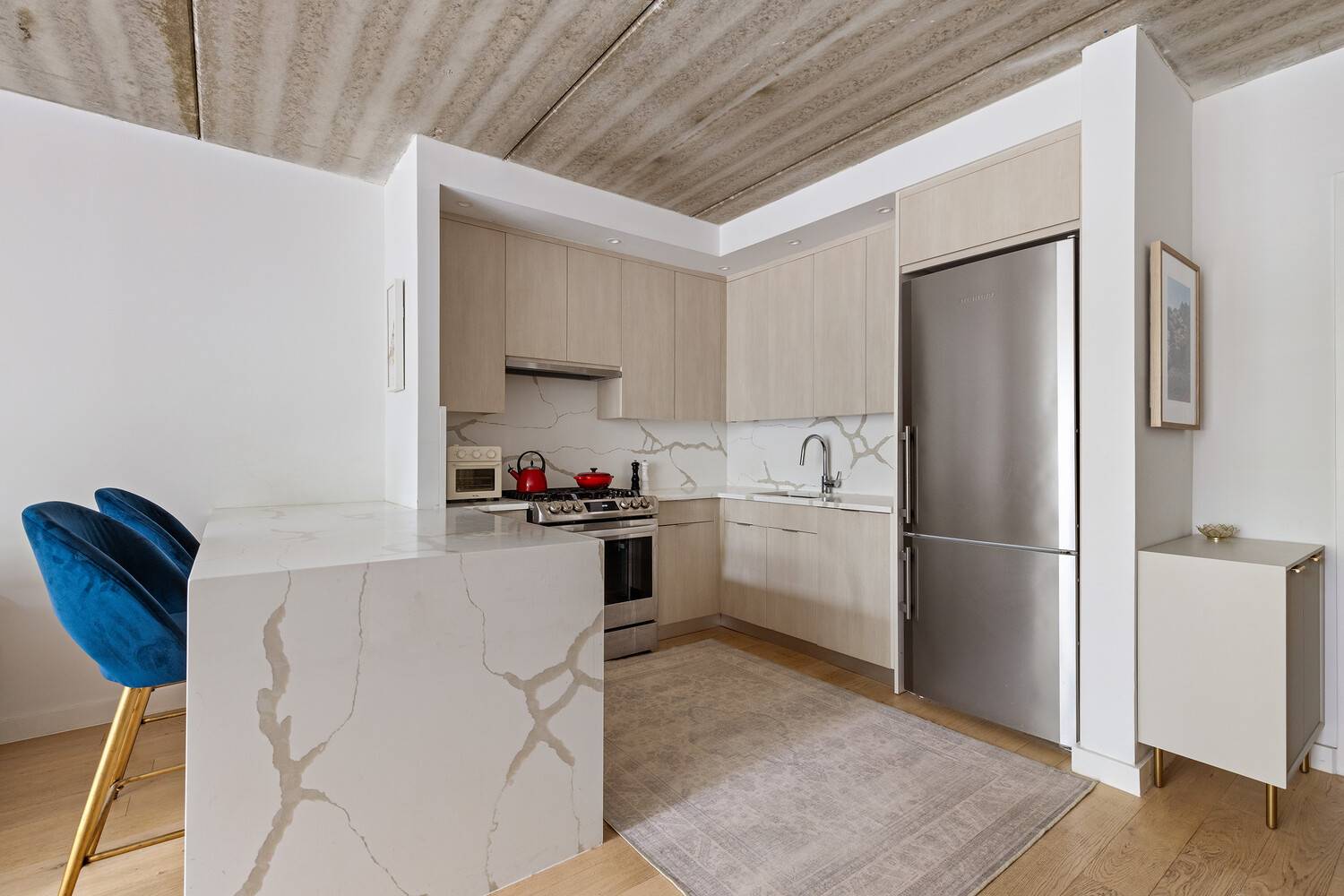 Bright, Modern 1 Bedroom in Prime Brooklyn Location Welcome to Apartment 2F at 175 Spencer Street a beautifully appointed one bedroom, one bath residence located at the crossroads of Bedford ...