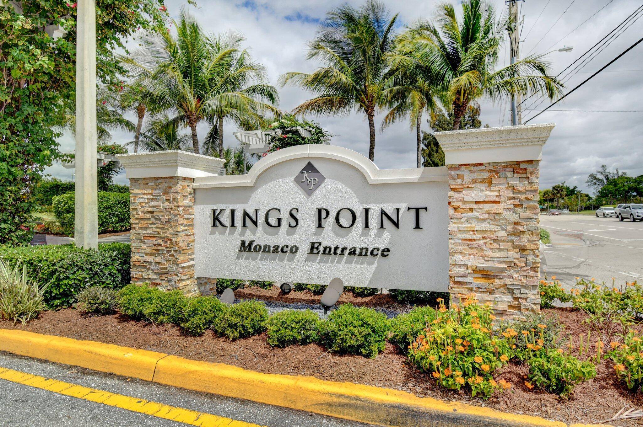 This charming 2 bedroom, 2 bath condo in King's Point offers a fantastic opportunity to own a spacious, first floor unit in a vibrant 55 community full of amenities.