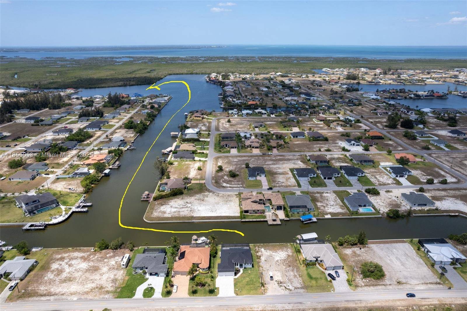 DIRECT GULF ACCESS contemporary 4 bed, 3 bath waterfront home on Taurus Canal w NO BRIDGES !