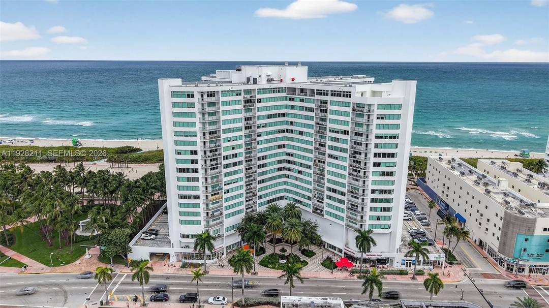 Building in desirable oceanfront location, this large unit affords 2 large bedrooms and 2 baths.