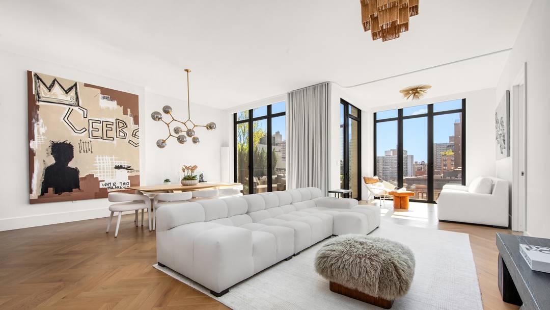 Situated within 2505 Broadway, this one of a kind Upper West Side residence seamlessly combines scale, light, and indoor outdoor living.