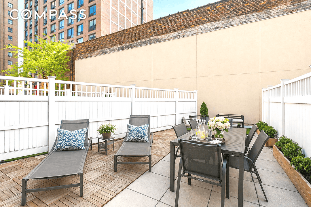 Located in the heart of vibrant West Chelsea, The Chelsea Club stands among the neighborhood s premier condominiums.
