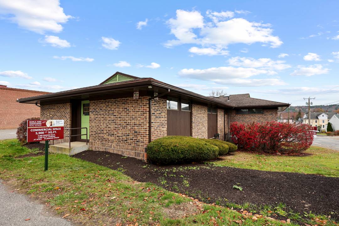 Exciting business opportunity Located in downtown Torrington close the the hospital on a hight traffic count intersection.