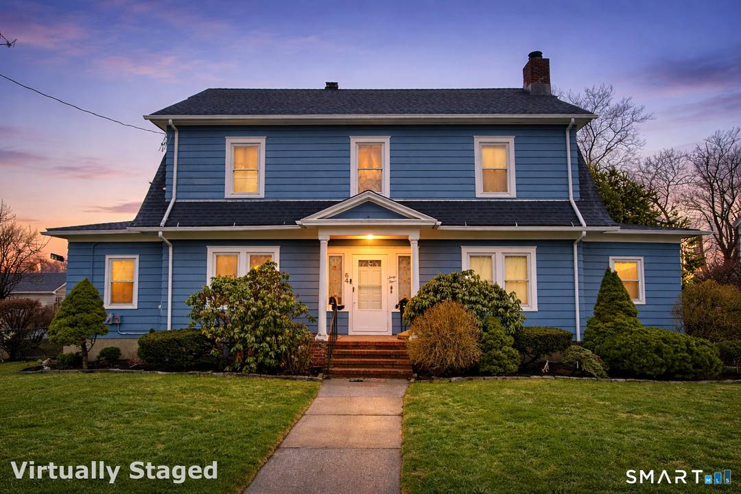 Spacious Colonial rental located in the desirable Beardsley Park area offering 7 rooms, 4 bedrooms, and 3 full baths with approximately 2, 800 sq ft of Spacious Colonial located in ...