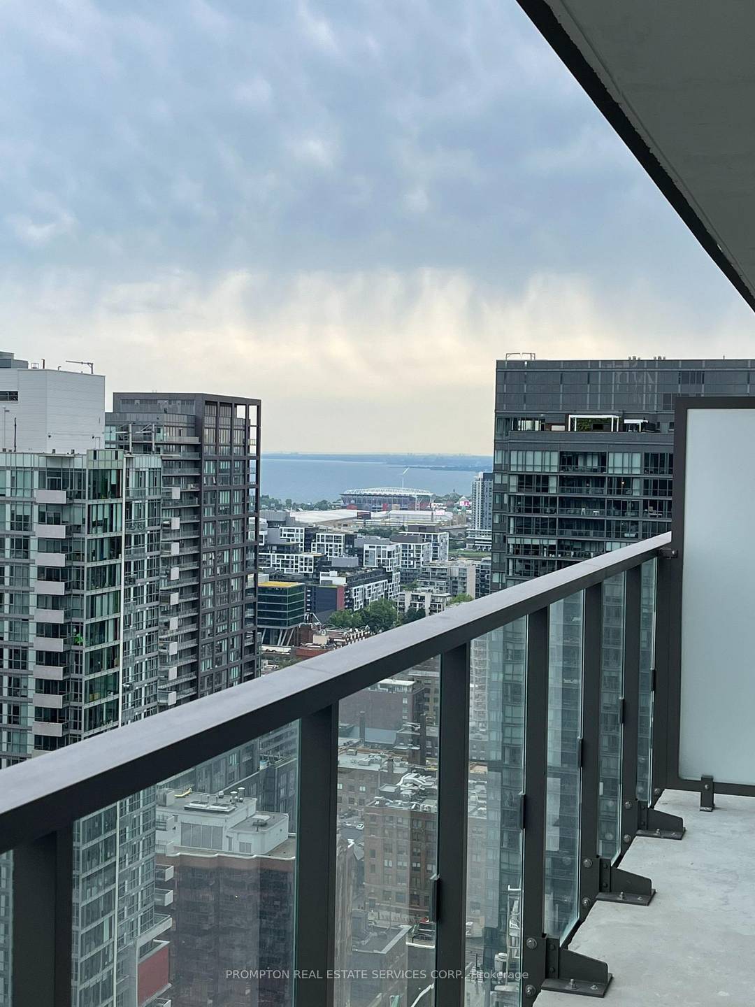Fully furnished with contemporary Furniture and Decors, 2 Bed 2 Bath Unit in the prestigious Theatre District Residences the heart of the Entertainment District downtown Toronto.