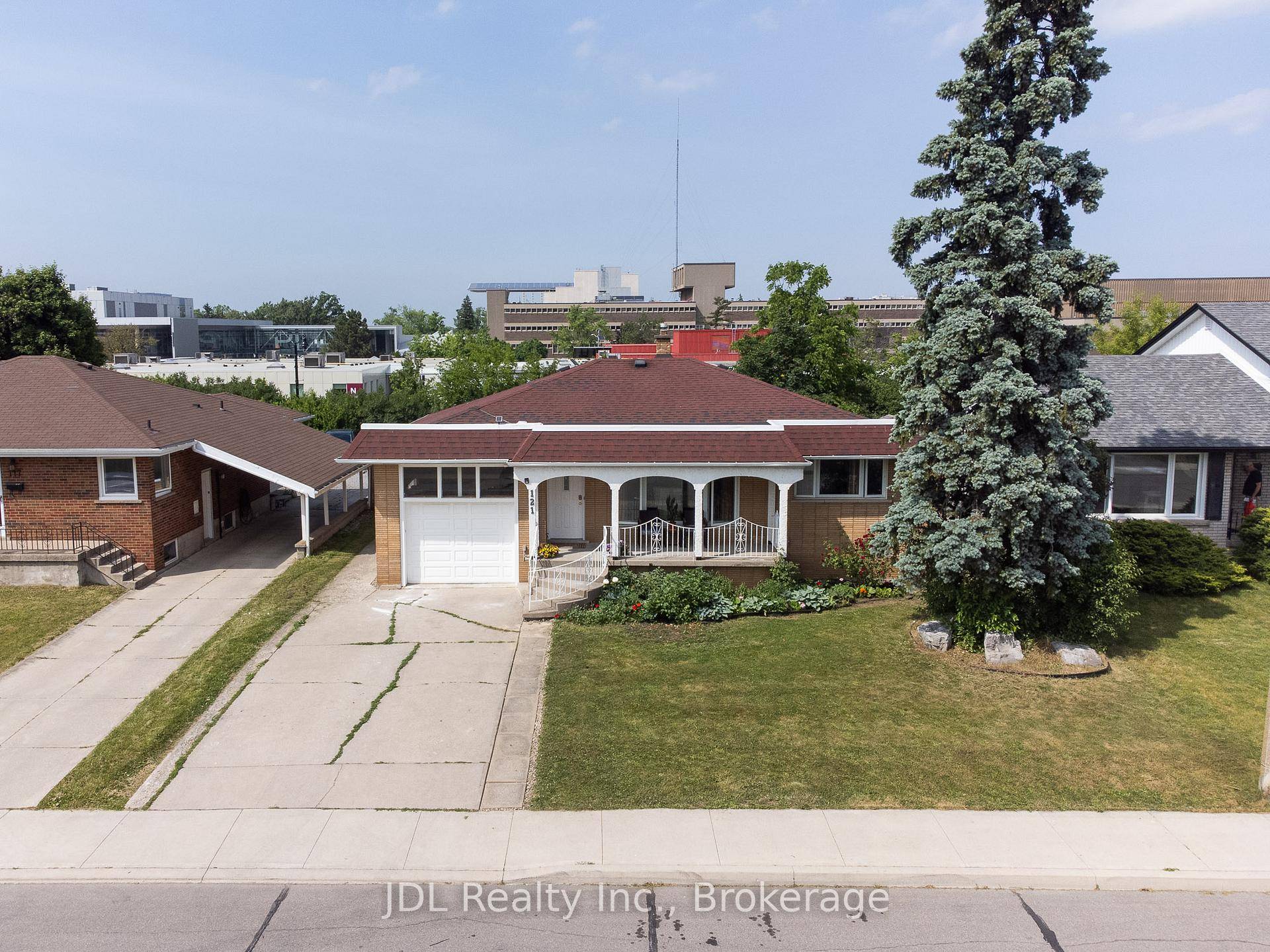 Great Location ! ! ! Just couple steps walk from Mohawk College.