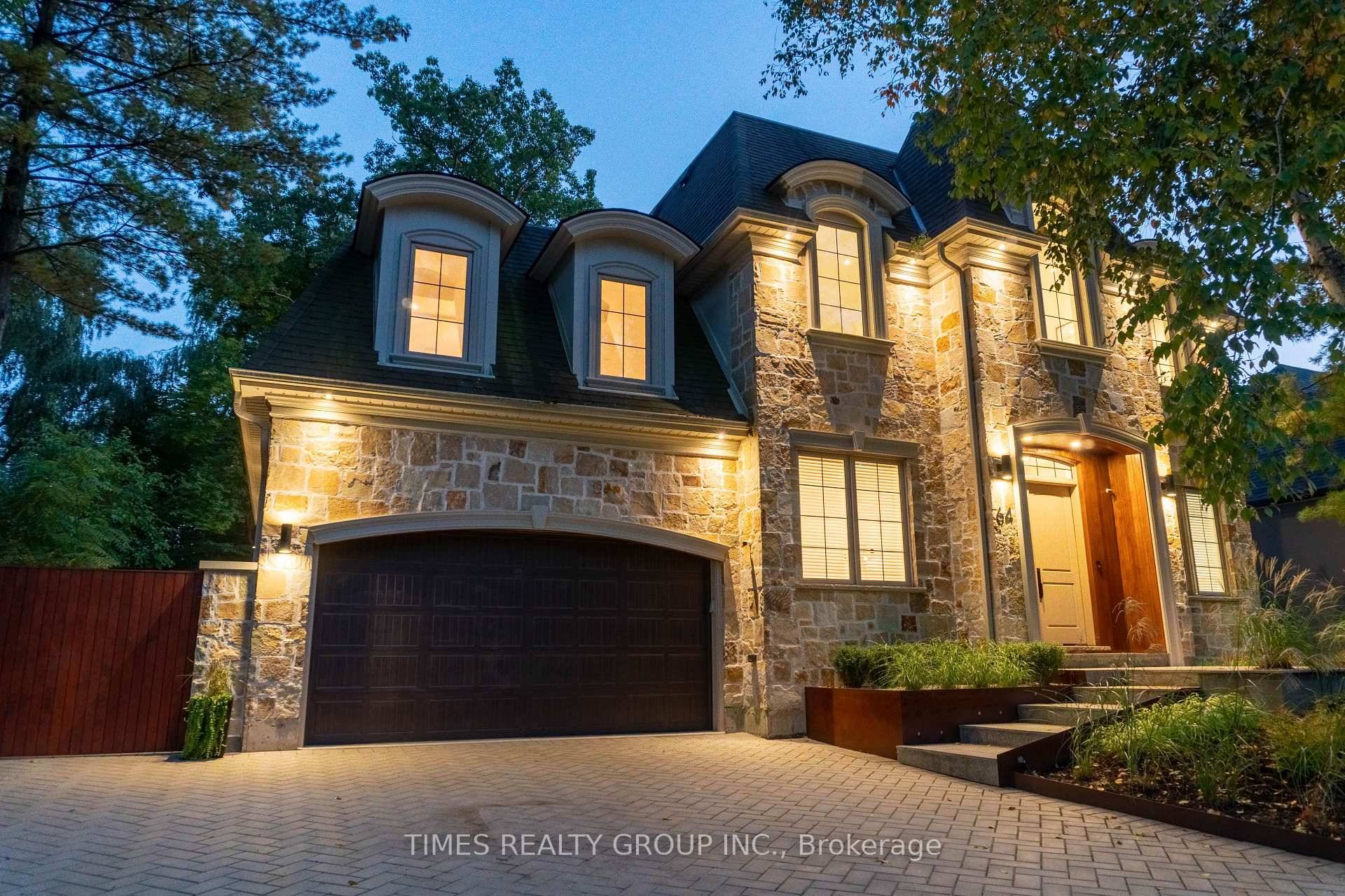 Unparalleled location in the heart of Ancaster nestled into a mature nature reserve with only one neighbour.