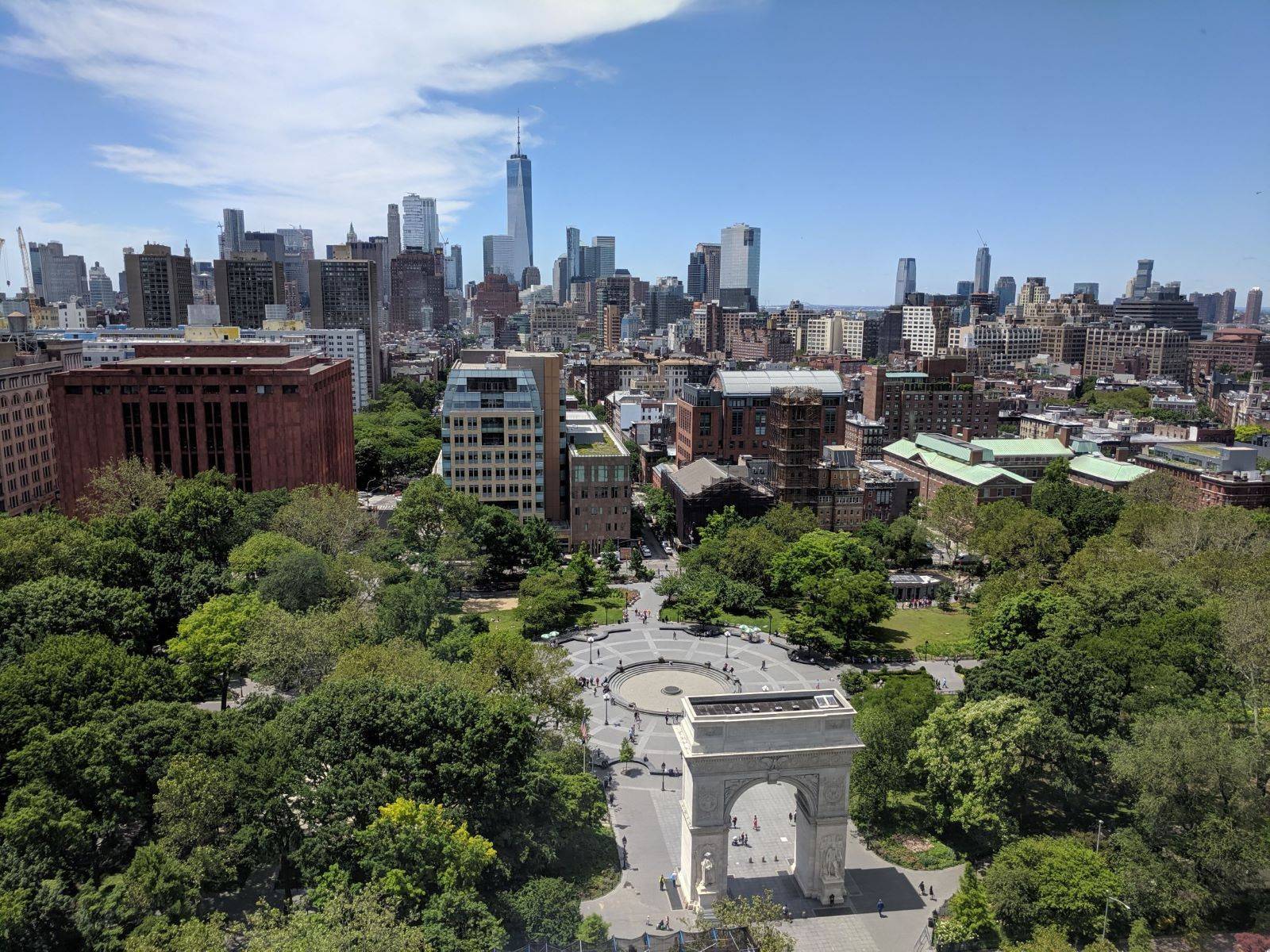 Perched on high in the Tower of this iconic building floats a three bedroom, three bath apartment, with endless helicopter views in three directions ; south, east and north.