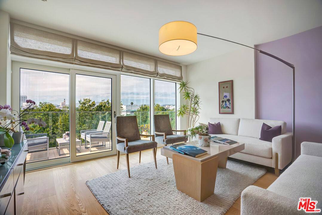 1705 Ocean Ave 2BR Santa Monica La