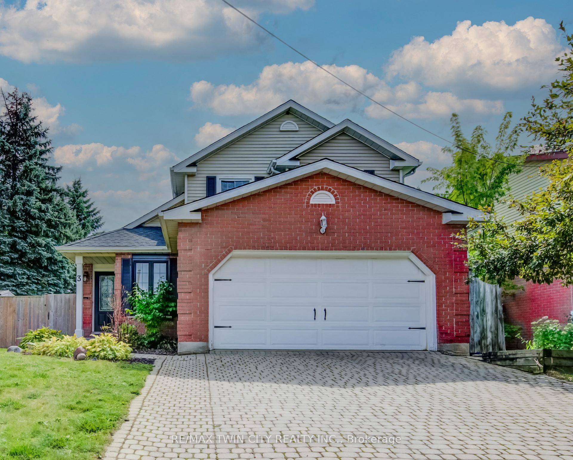 Beautiful ONE OF A KIND 3 2 bed 3 1 bath home in Forest Heights with soaring ceiling, double garage, fenced landscaped yard with gazebo, pergola and a 2 bedroom ...