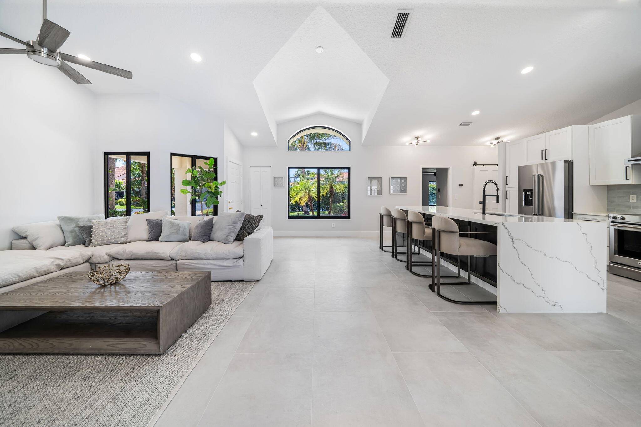 Live like you're in a single family home in this stunning 3 bed, 2 bath, 1 story villa just minutes from Juno Beach and the ocean !